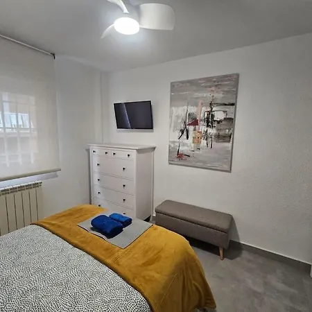 Elegant Apartment With Yard For 4 Pax In Tetuan - 1 Madrid Buitenkant foto