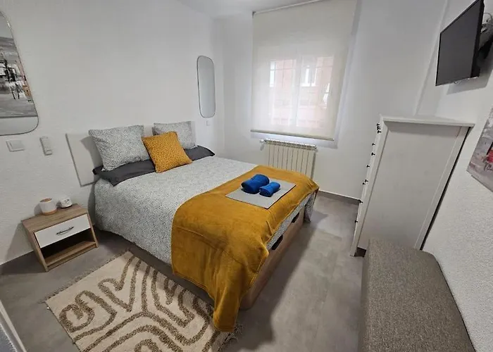 Elegant Apartment With Yard For 4 Pax In Tetuan - 1